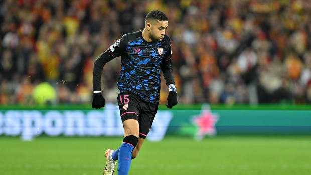 El Manchester United está interesado en fichar al delantero Youssef En-Nesyri